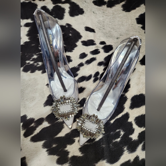 Good American Cinder-F**king-Rella Pump - Picture 4 of 9